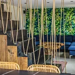 Appartement Casa Jungle ! Superb Duplex Apartment, Place Des Lices ! *